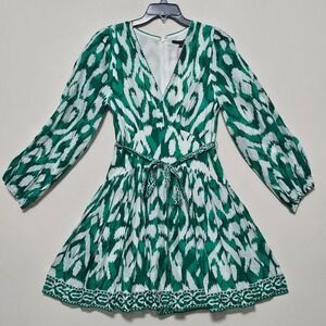 Alexis Marie Dress 8 White Green Vneck Long Sleeves Knee-length Tiered Belt 0716